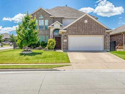 12801 Hidden Valley Court Fort Worth, TX 76177