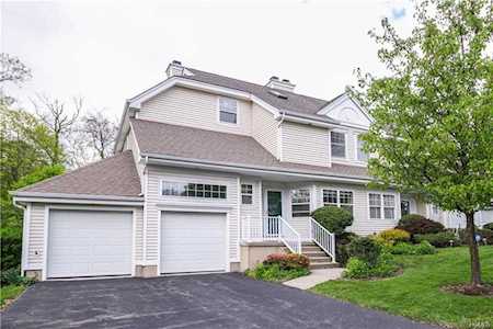 74 Winding Ridge Rd #37 Greenburgh, NY 10603