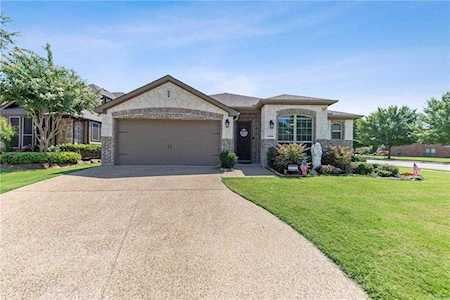 4900 Fieldcrest Drive Mckinney, TX 75071