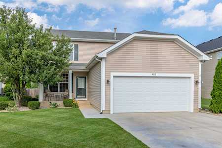 402 Grape Vine Trl Oswego, IL 60543