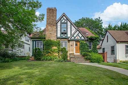 3819 Washburn Avenue N Minneapolis, MN 55412