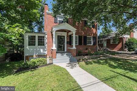 200 Cleveland St Arlington, VA 22201