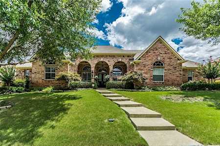 4005 Hook Bill Drive Mckinney, TX 75072