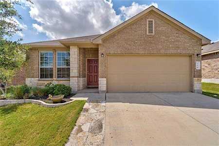 556 Moonwalker Trl Buda, TX 78610