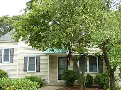 48 Victoria Heights #48 Boston, MA 02136