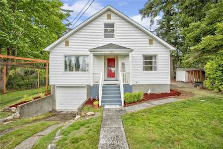 1120 E 33rd St Bremerton, WA 98310