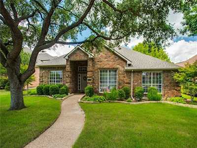 2813 Barksdale Drive Plano, TX 75025