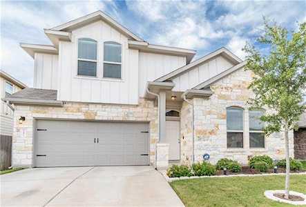 182 Noddy Rd Buda, TX 78610