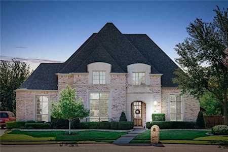 300 Earlston Court Mckinney, TX 75071
