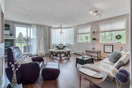 2022 Canyon Meadows Drive SE #217 Calgary, AB T2J 7H1