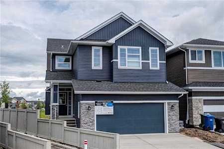 80 Red Embers Square NE Calgary, AB T3N 0X8