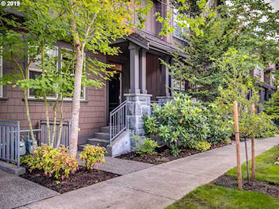 661 SW Foresta Ter Portland, OR 97225