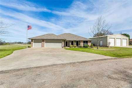 8016 County Road 313 Grandview, TX 76050