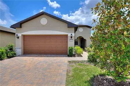 517 Cantabria Drive Davenport, FL 33837