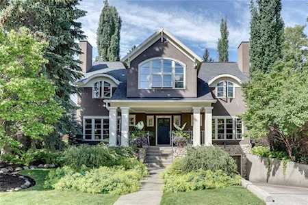 4109 8 Street SW Calgary, AB T2S 2N8