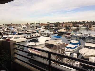 4167 Warner Avenue #203 Huntington Beach, CA 92649