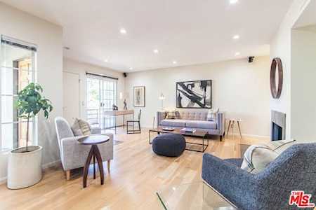 2300 Duane Street #7 Los Angeles, CA 90039