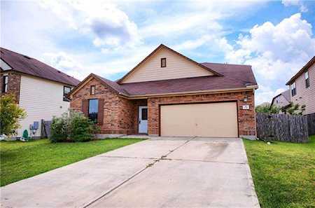 139 Pomegranate Cv Kyle, TX 78640