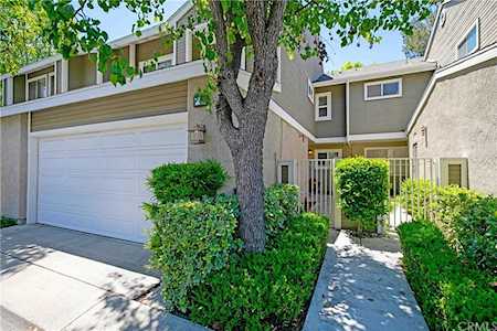 21 Rosewood #84 Aliso Viejo, CA 92656