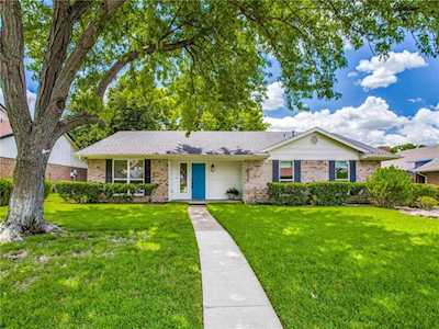 4516 Lone Grove Lane Plano, TX 75093