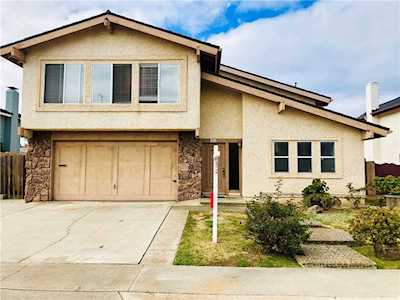 9092 Mahalo Drive Huntington Beach, CA 92646