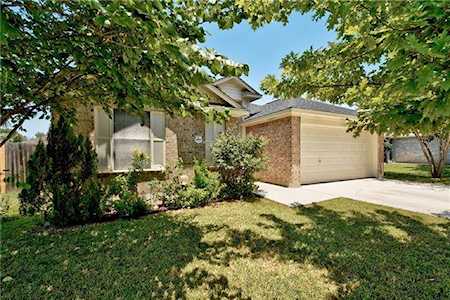 1130 Brandi Cir Kyle, TX 78640