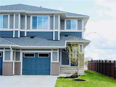 152 Midtown Court SW Airdrie, AB T4B 4E5