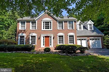 15058 Greenmount Dr Woodbridge, VA 22193