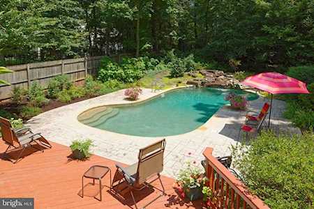 11401 Lakin Place Oakton, VA 22124