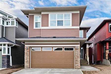 61 Walgrove Garden(s) SE Calgary, AB T2X 4C5