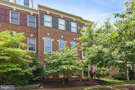 43787 Apache Wells Terrace Leesburg, VA 20176