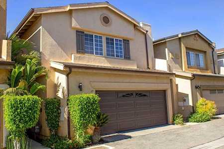 10228 Variel Avenue #17 Chatsworth, CA 91311