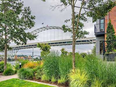 2148 NW 16th Ave Portland, OR 97209