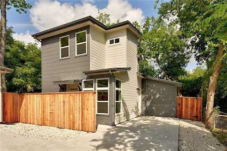 1128 Walton Ln #2 Austin, TX 78721