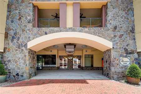 2305 Edgewater Drive #1307 Orlando, FL 32804