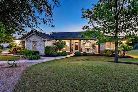 220 Steamboat Xing Dripping Springs, TX 78620