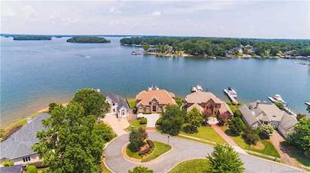 17613 Spinnakers Reach Dr Cornelius, NC 28031