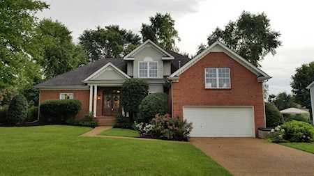 2578 Douglas Ln Thompsons Station, TN 37179