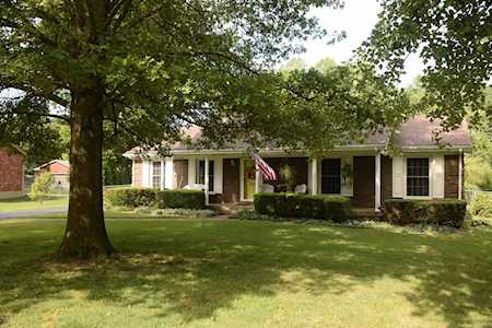 310 Bromwick Ct Louisville, KY 40243