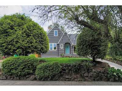 4143 NE Hoyt St Portland, OR 97232