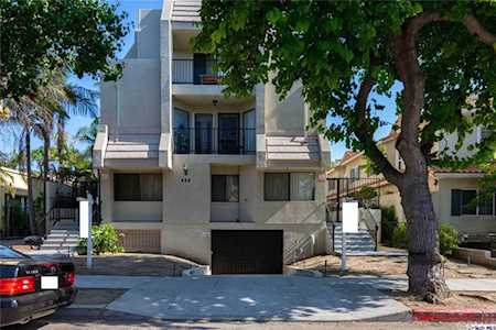 422 Hawthorne Street #4 Glendale, CA 91204