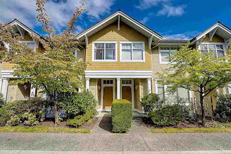 5298 Oakmount Crescent #34 Burnaby, BC V5H 4S2