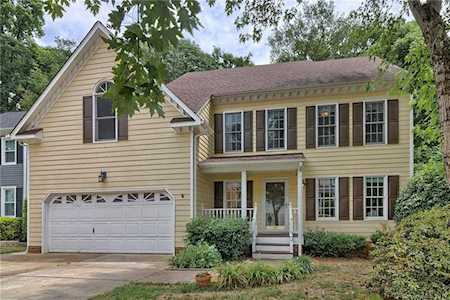9741 Whitewood Trl Charlotte, NC 28269