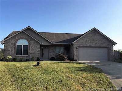 4405 Black Slate Circle Jeffersonville, IN 47130