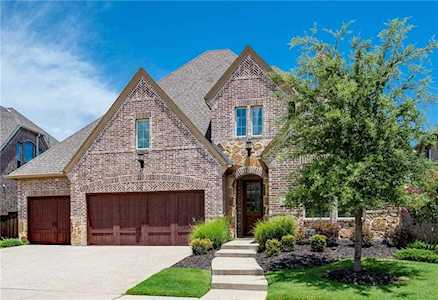 1570 TUMBLING RIVER Drive Frisco, TX 75036