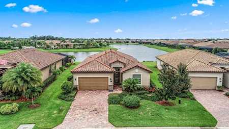 120 Sweet Tree Street Bradenton, FL 34212