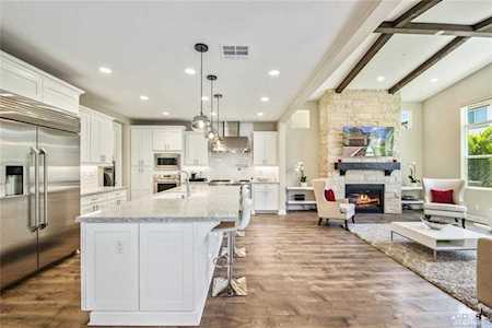 1909 Covington Lane Los Angeles, CA 90034