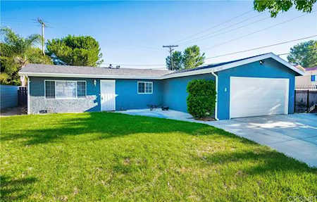 18708 Mandan Street Canyon Country, CA 91351