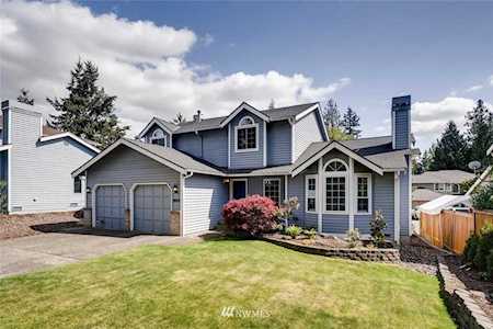 927 224th Ct NE Sammamish, WA 98074