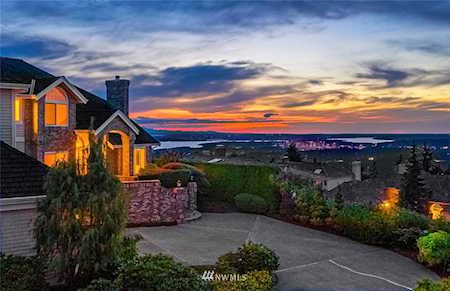 15634 SE 54th St Bellevue, WA 98006